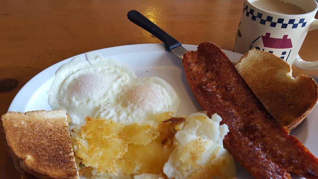 Chubbys Family Restaurant | restaurant | 10376 E Colonial Dr #124, Orlando, FL 32817, USA | 4073806006 OR +1 407-380-6006