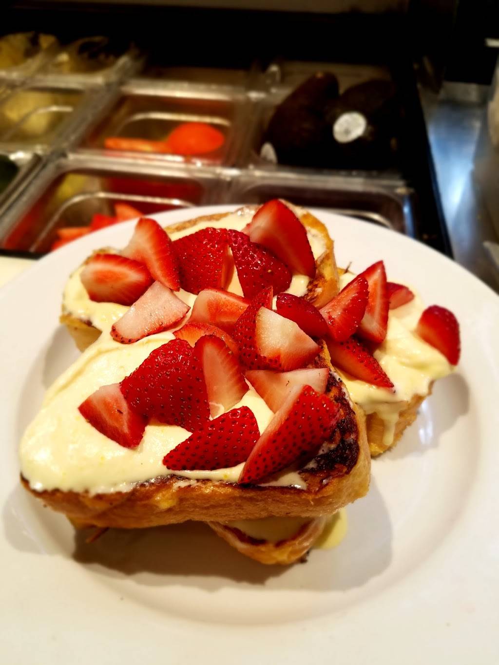 Lucy’s Cafe | restaurant | 2100 W Roscoe St, Chicago, IL 60618, USA | 7736650227 OR +1 773-665-0227