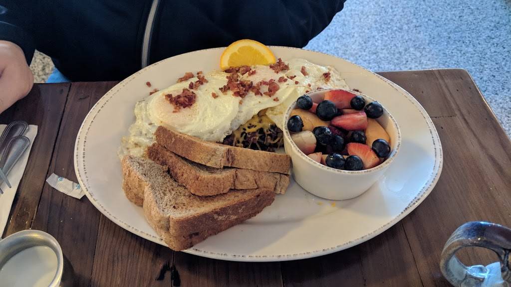 Early Harvest Diner | restaurant | 950 Cummings Center, Beverly, MA 01915, USA | 9789693126 OR +1 978-969-3126