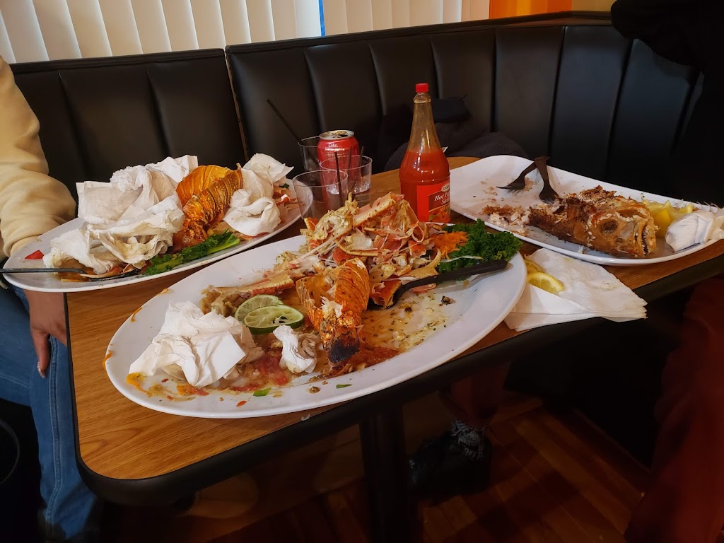 G&S Restaurant And Lounge | restaurant | 4386 White Plains Rd, Bronx, NY 10466, USA | 7182311900 OR +1 718-231-1900