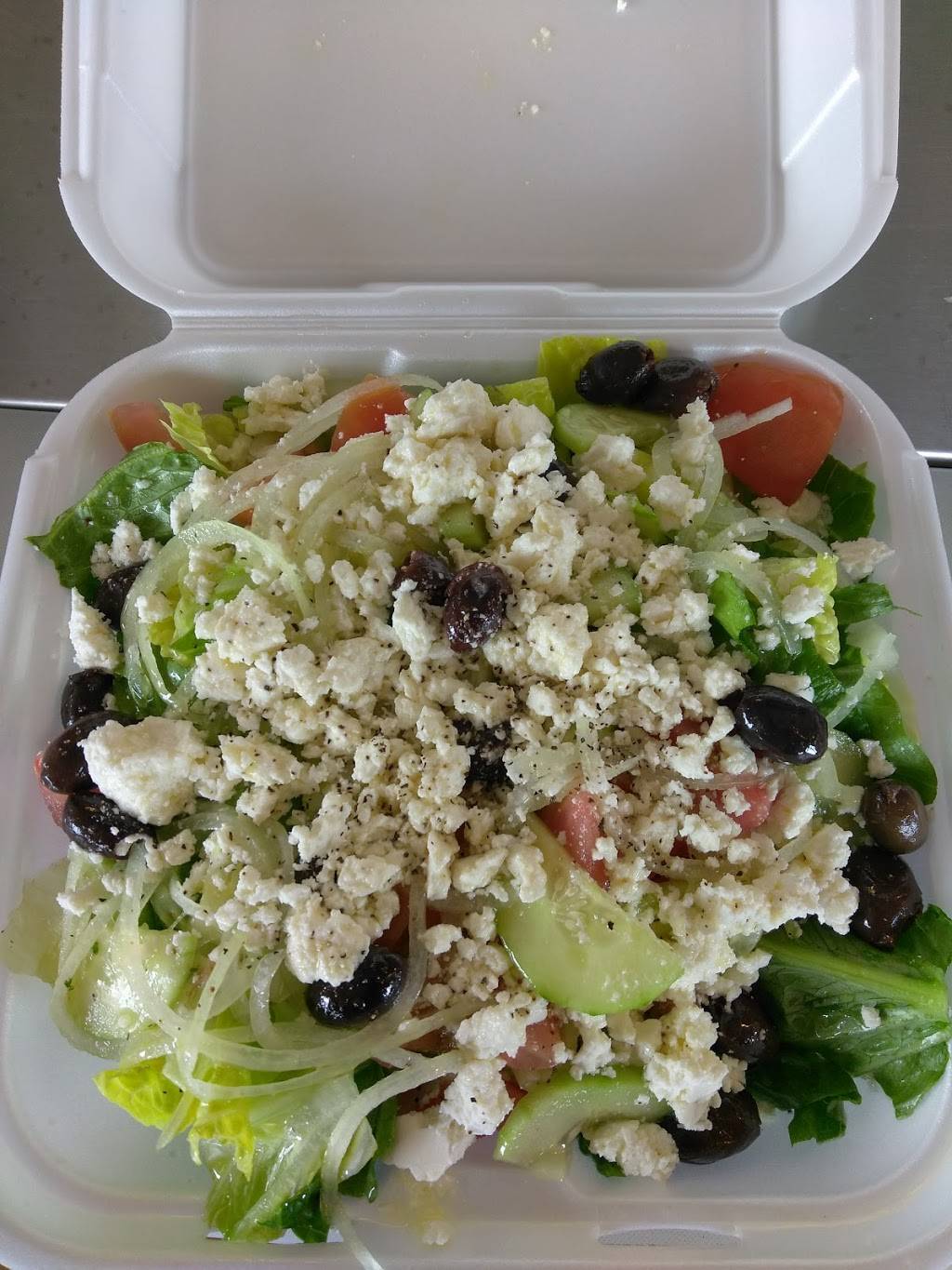 Good Fellas Grill & N Y Deli | restaurant | 14555 Civic Dr suite b, Victorville, CA 92394, USA | 7602452182 OR +1 760-245-2182