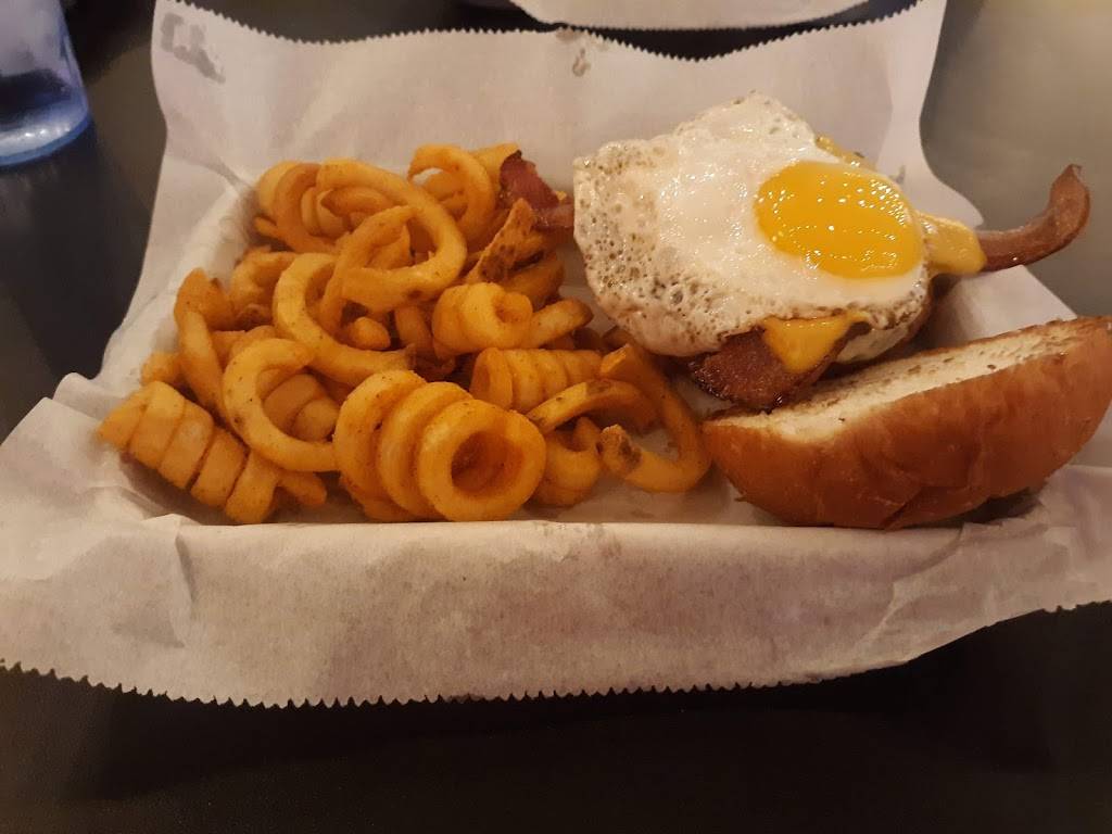 Crow Bar | restaurant | 308 Main St, Courtland, MN 56021, USA | 5073594227 OR +1 507-359-4227