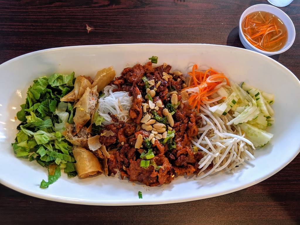 Pho T & N | restaurant | 3745 Annex Ave, Nashville, TN 37209, USA | 6155930266 OR +1 615-593-0266