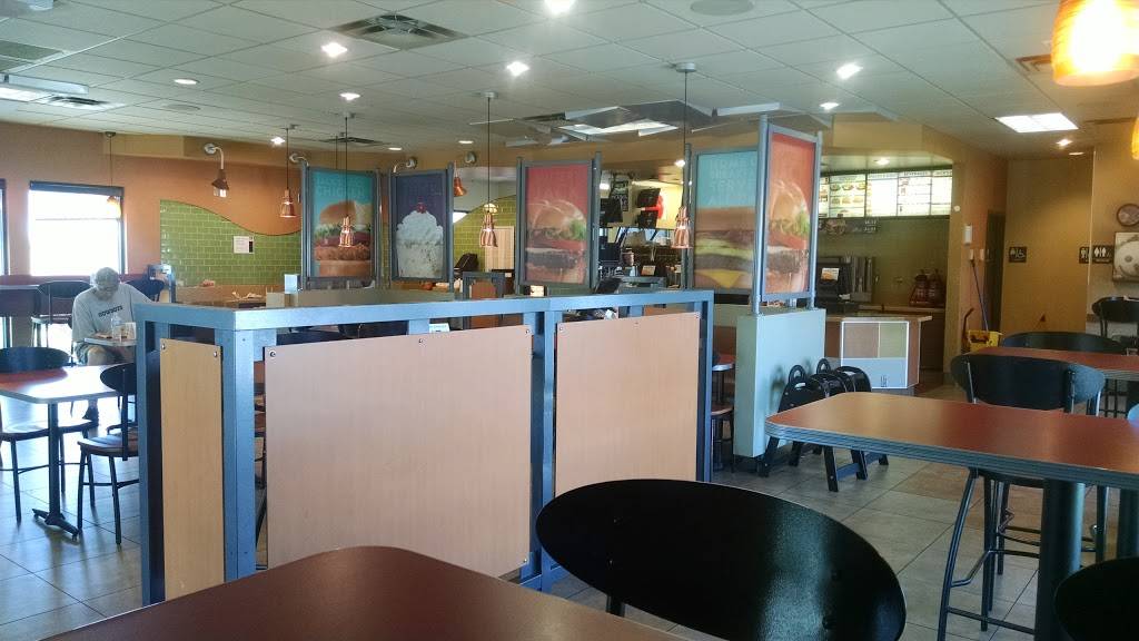 Jack in the Box | restaurant | 6815 Stine Rd, Bakersfield, CA 93313, USA | 6618327506 OR +1 661-832-7506