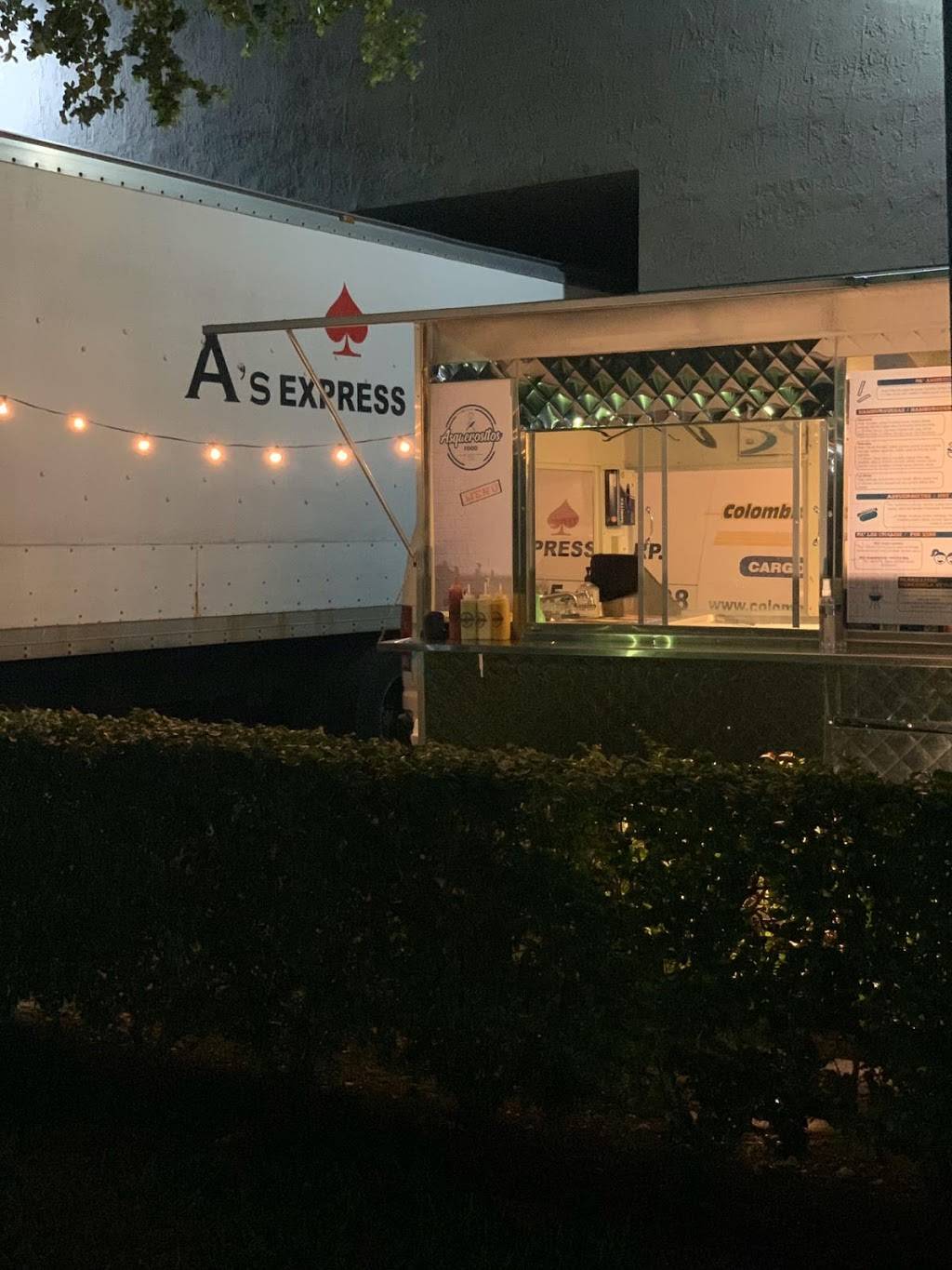 Asquerositos Food | restaurant | 8228 NW 68th St, Miami, FL 33166, USA | 7868382730 OR +1 786-838-2730