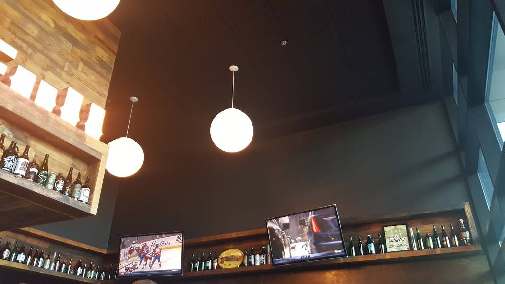 Glass Half Full Taproom | restaurant | 20575 Easthampton Plaza, Ashburn, VA 20147, USA | 5712936808 OR +1 571-293-6808