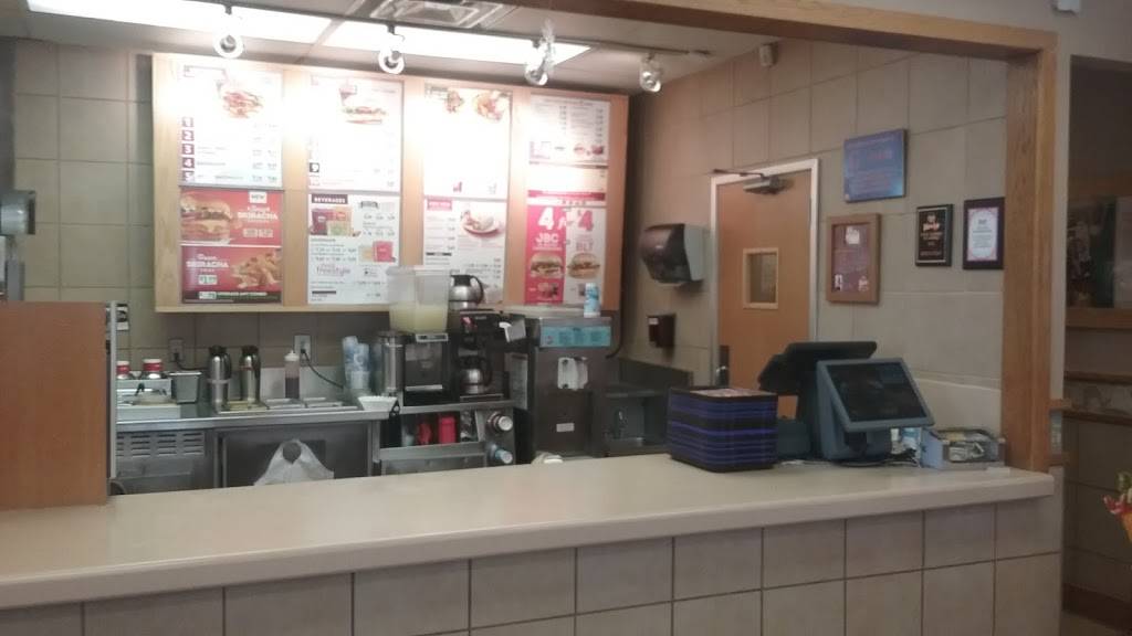 Wendys | restaurant | 673 Us Highway 33 East, Weston, WV 26452, USA | 3042694187 OR +1 304-269-4187