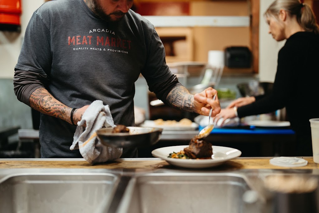 The Lindsay Restaurant | restaurant | 15100 OR-238, Grants Pass, OR 97527, USA | 5418466690 OR +1 541-846-6690