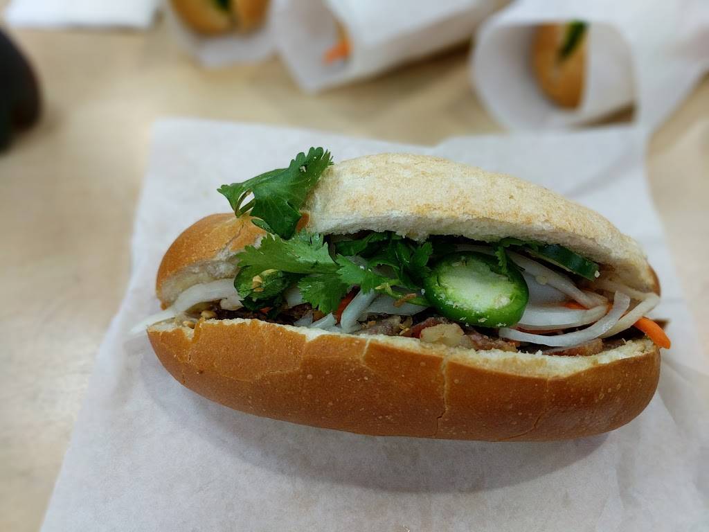 Huong Lan Sandwiches | meal takeaway | 1655 Tully Rd, San Jose, CA 95122, USA | 4082588868 OR +1 408-258-8868