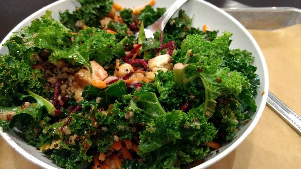 CoreLife Eatery | restaurant | Southpark Center, 17917 Southpark Center #130, Strongsville, OH 44136, USA | 4407320633 OR +1 440-732-0633