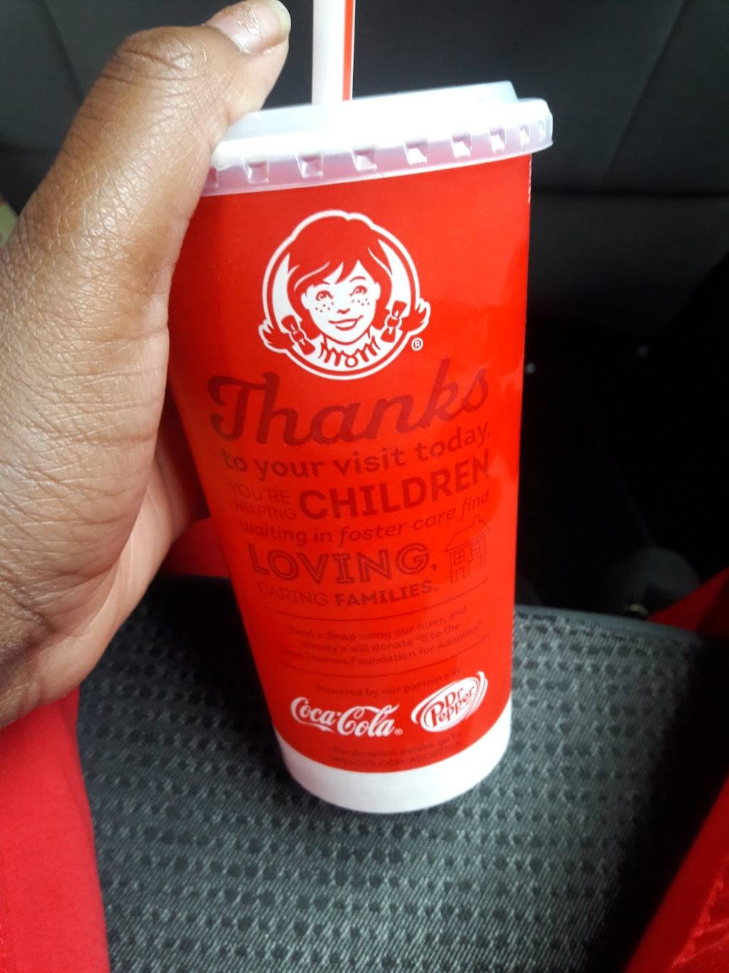 Wendys | restaurant | 14001 Livernois, Detroit, MI 48238, USA | 3139356271 OR +1 313-935-6271