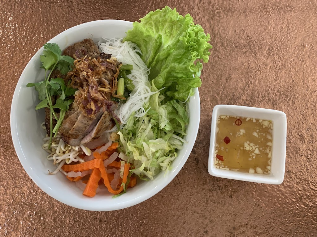 Siam | restaurant | 318 Archibald Yell Blvd, Fayetteville, AR 72701, USA | 4799353131 OR +1 479-935-3131