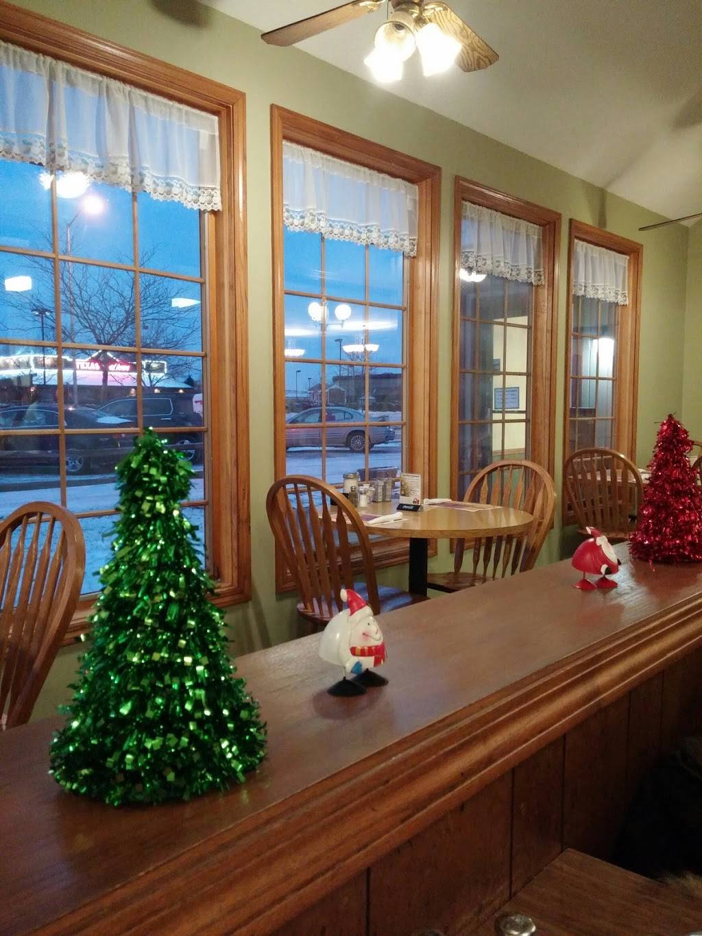 Richards | restaurant | 717 W Washington Center Rd, Fort Wayne, IN 46825, USA | 2604894279 OR +1 260-489-4279