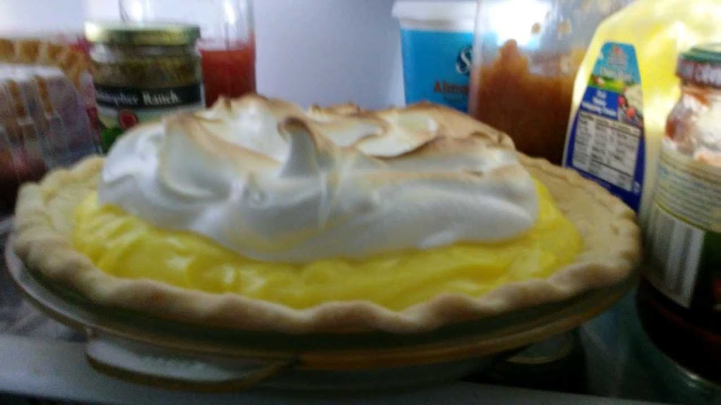 Raber Bay Bar & Restaurant | restaurant | 28826 S Raber Rd, Goetzville, MI 49736, USA | 9062975701 OR +1 906-297-5701