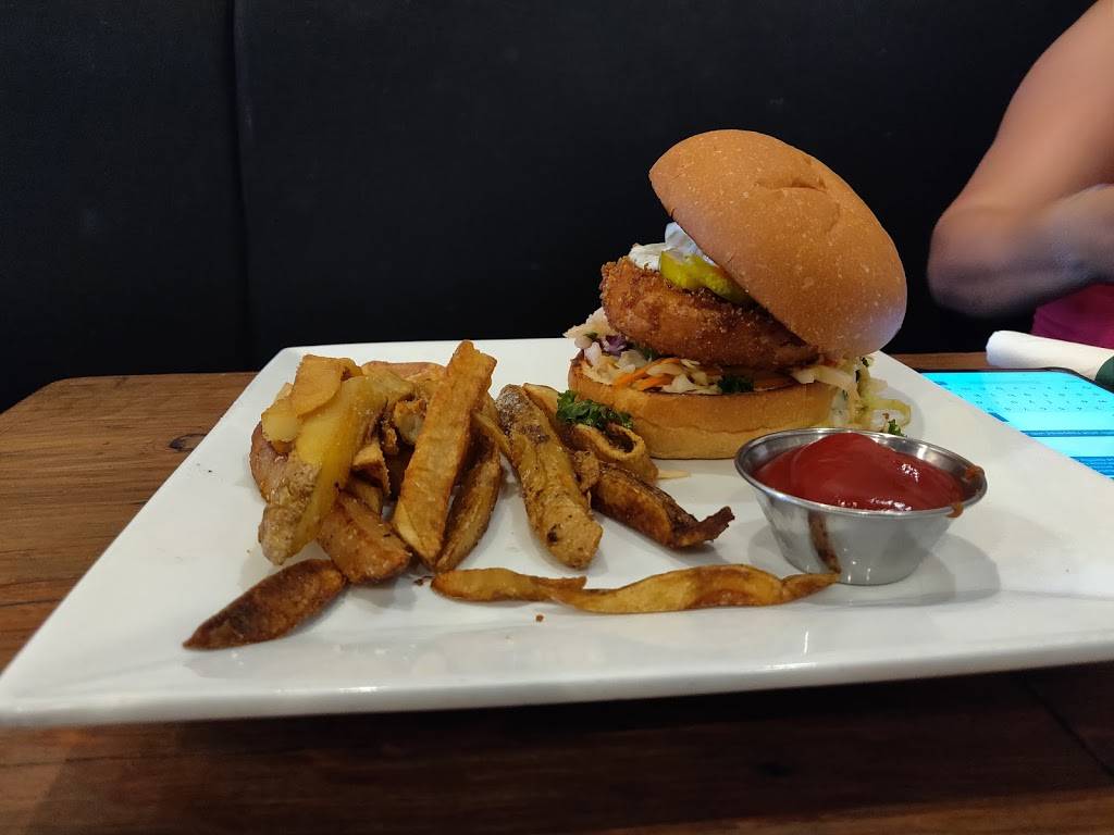 VegeNation | restaurant | 616 E Carson Ave #120, Las Vegas, NV 89101, USA | 7023668515 OR +1 702-366-8515