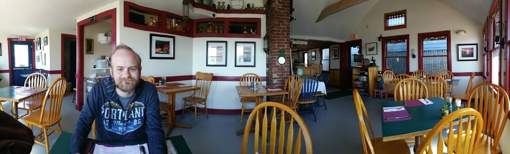 The Cockeyed Gull Restaurant | restaurant | 78 Island Ave, Peaks Island, ME 04108, USA | 2077662800 OR +1 207-766-2800