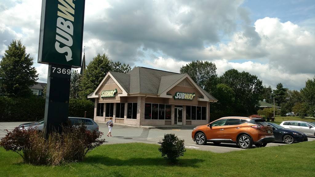 Restaurant SUBWAY | restaurant | 7369 Boul Bourque, Sherbrooke, QC J1N 3M4, Canada | 8198647425 OR +1 819-864-7425