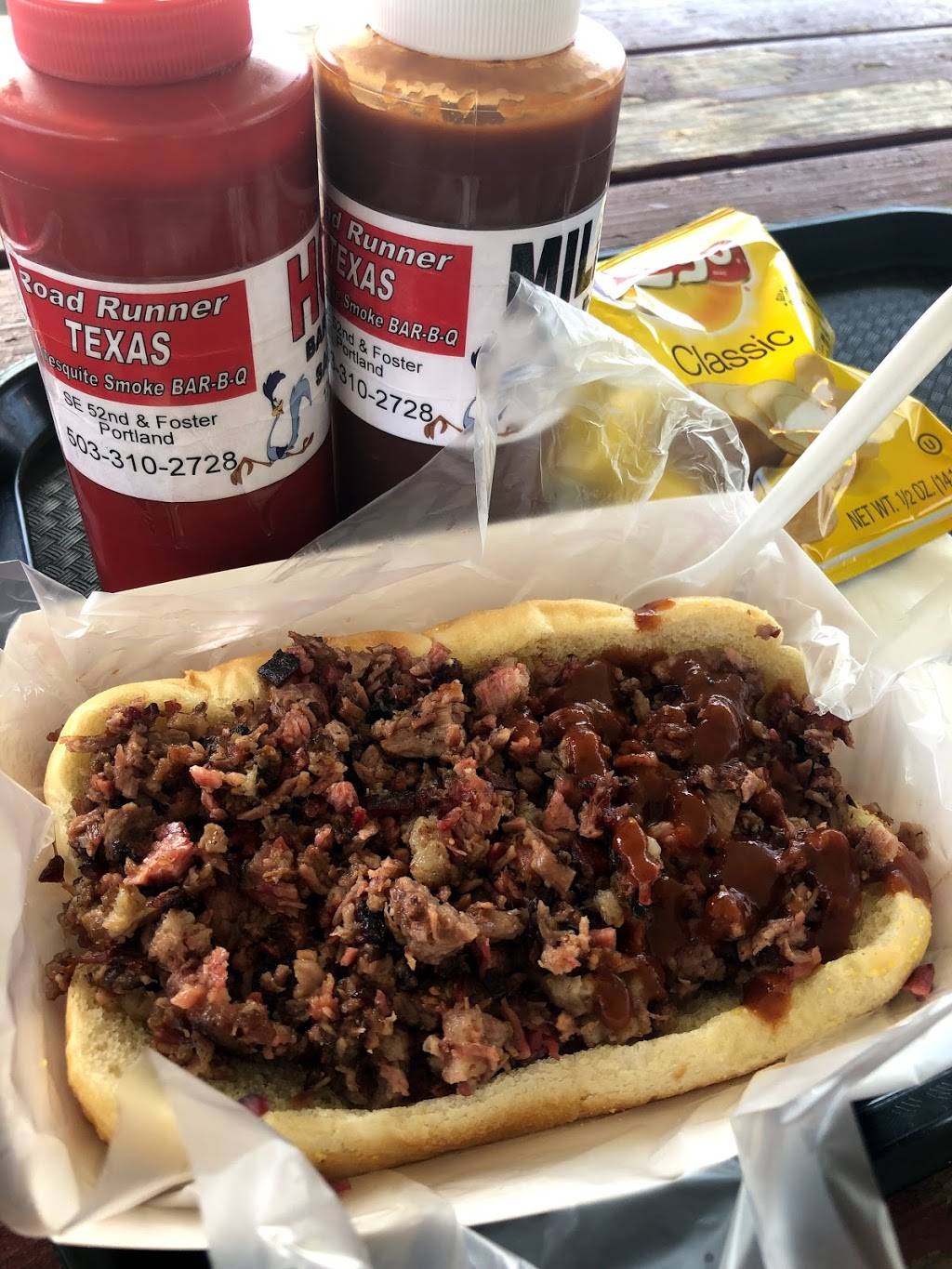 Road Runner BBQ | restaurant | 5205 SE Foster Rd, Portland, OR 97206, USA | 5036789012 OR +1 503-678-9012