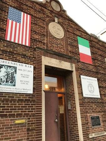 Greenbush Bar | restaurant | 914 Regent St, Madison, WI 53715, USA | 6082572874 OR +1 608-257-2874