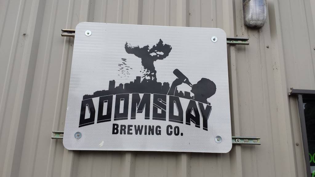 Doomsday Brewing Company | restaurant | 421 C St #3, Washougal, WA 98671, USA | 3603359909 OR +1 360-335-9909