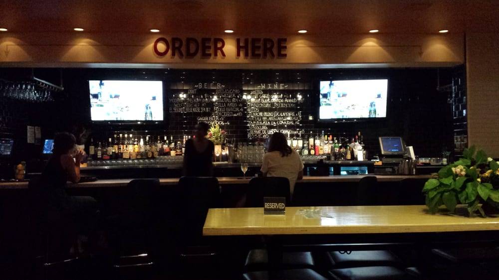 The Holloway | restaurant | 1320 Echo Park Ave, Los Angeles, CA 90026, USA | 2132217615 OR +1 213-221-7615