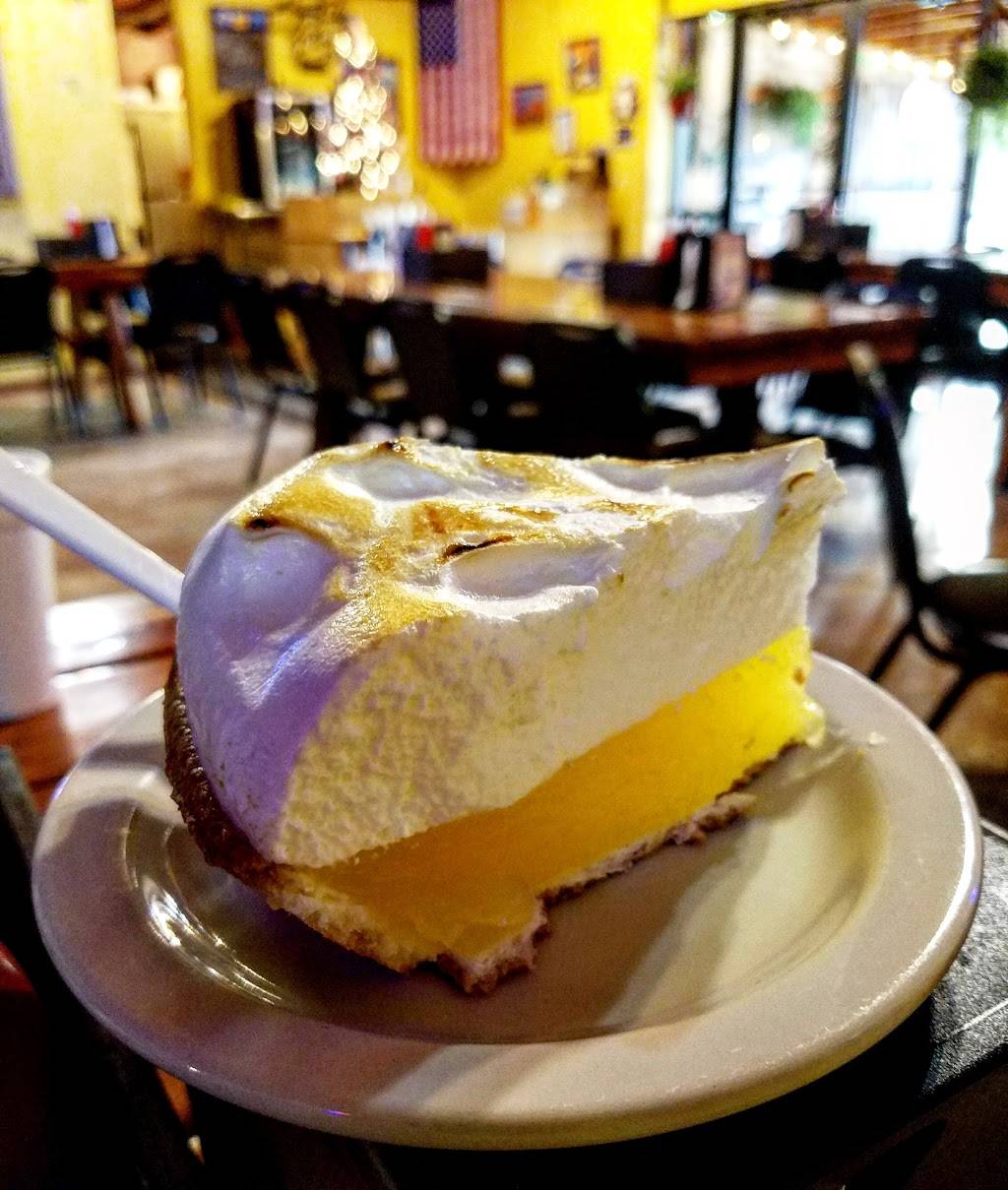 Franks Place | restaurant | 13321 State Park Rd, Fentress, TX 78656, USA | 5128787100 OR +1 512-878-7100