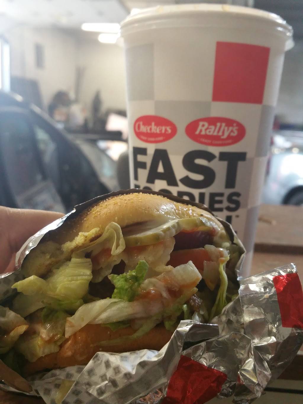 Checkers | restaurant | 3808 W Roosevelt Rd, Chicago, IL 60624, USA | 7738269506 OR +1 773-826-9506