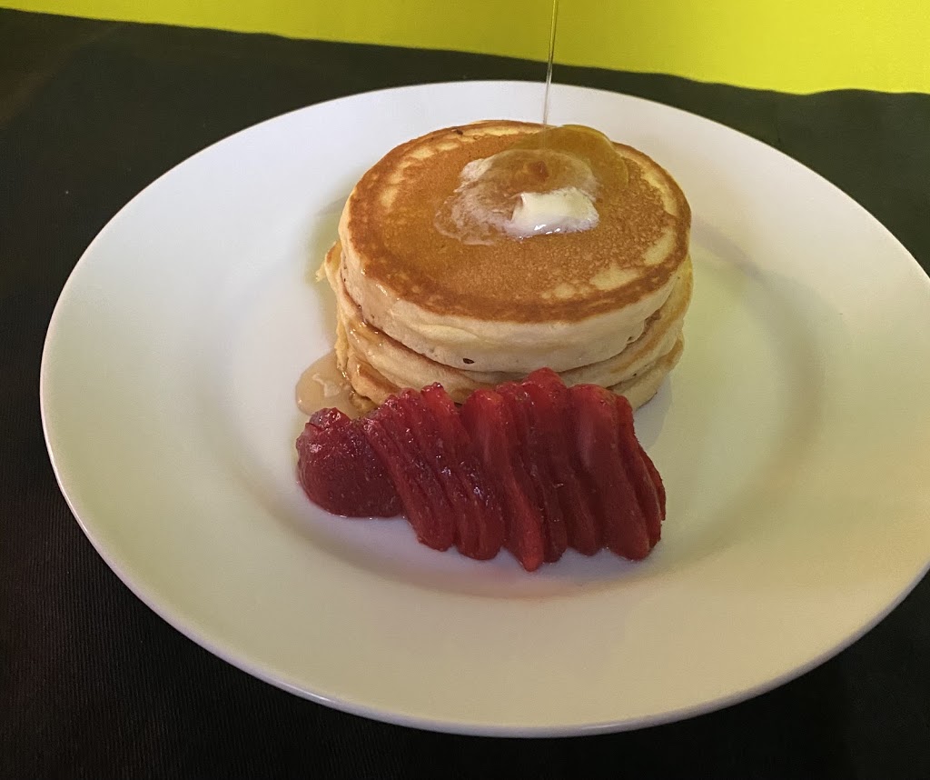 The Plaza Coffee Shop | restaurant | 40-45 235th St, Queens, NY 11363, USA | 7182252209 OR +1 718-225-2209