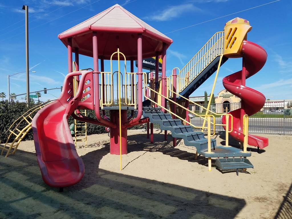 Sonic Drive-In | restaurant | 8875 Rosedale Hwy, Bakersfield, CA 93312, USA | 6615876161 OR +1 661-587-6161