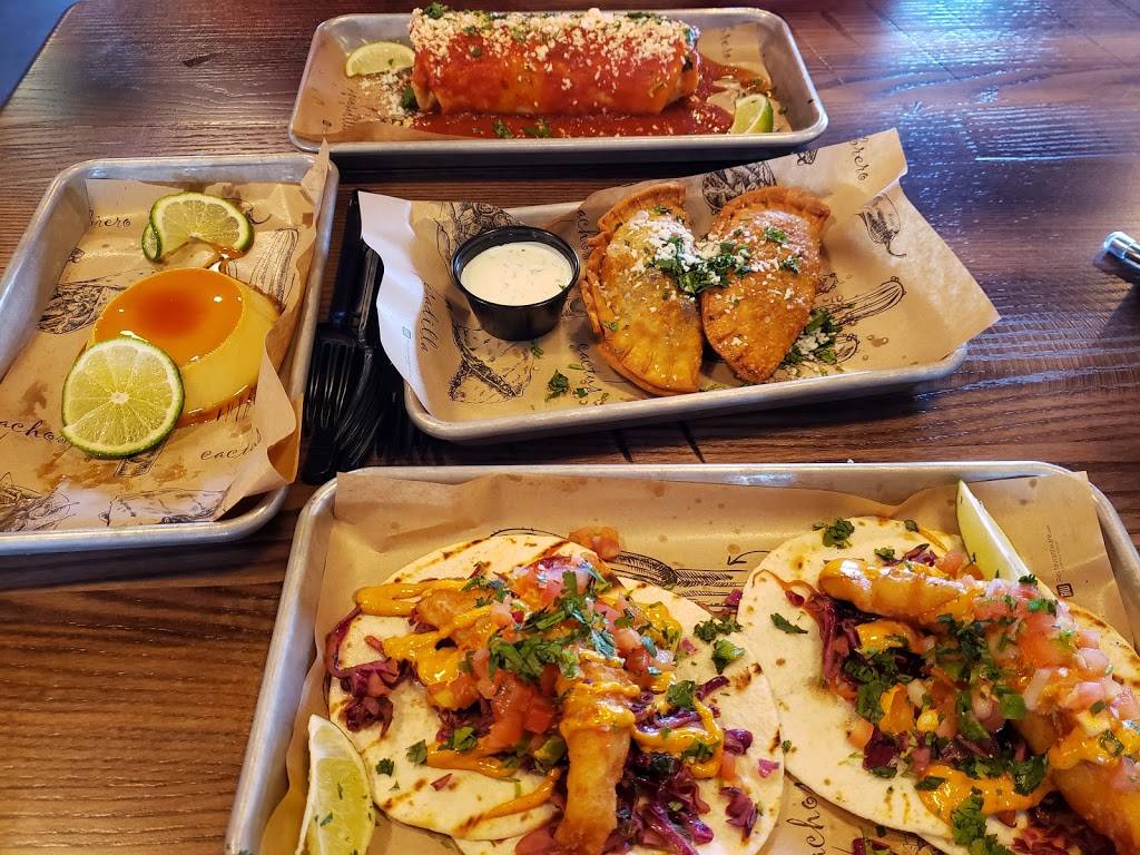 Dos Gatos Cantina | restaurant | 888 Resorts World Drive, Monticello, NY 12701, United States | 8454287200 OR +1 845-428-7200