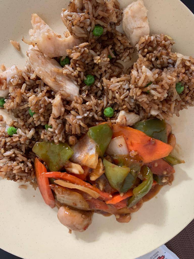 Lis Oriental Kitchen | restaurant | 5280 Dundas St W, Etobicoke, ON M9B 1A9, Canada | 4162368898 OR +1 416-236-8898