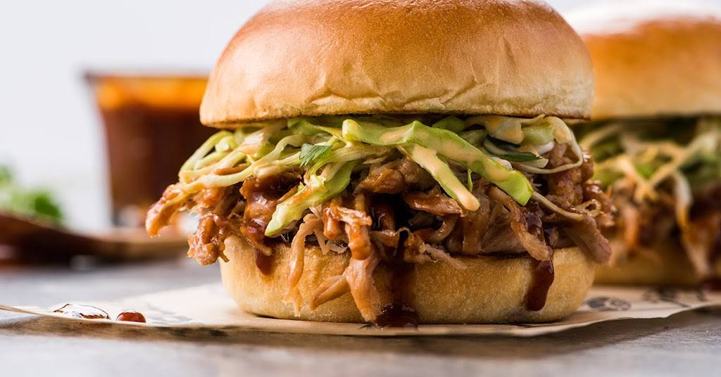 Topgolf | restaurant | 2201 E 4th St, Fort Worth, TX 76102, USA | 8173494002 OR +1 817-349-4002