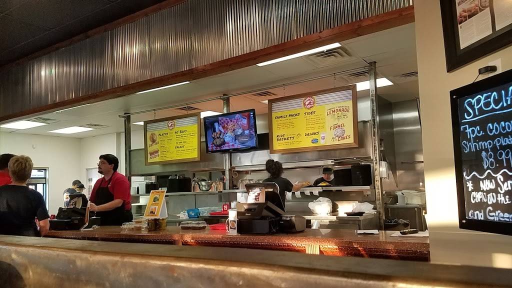 Murdocks Catfish | restaurant | 2612 Red Wolf Blvd, Jonesboro, AR 72401, USA | 8702067822 OR +1 870-206-7822