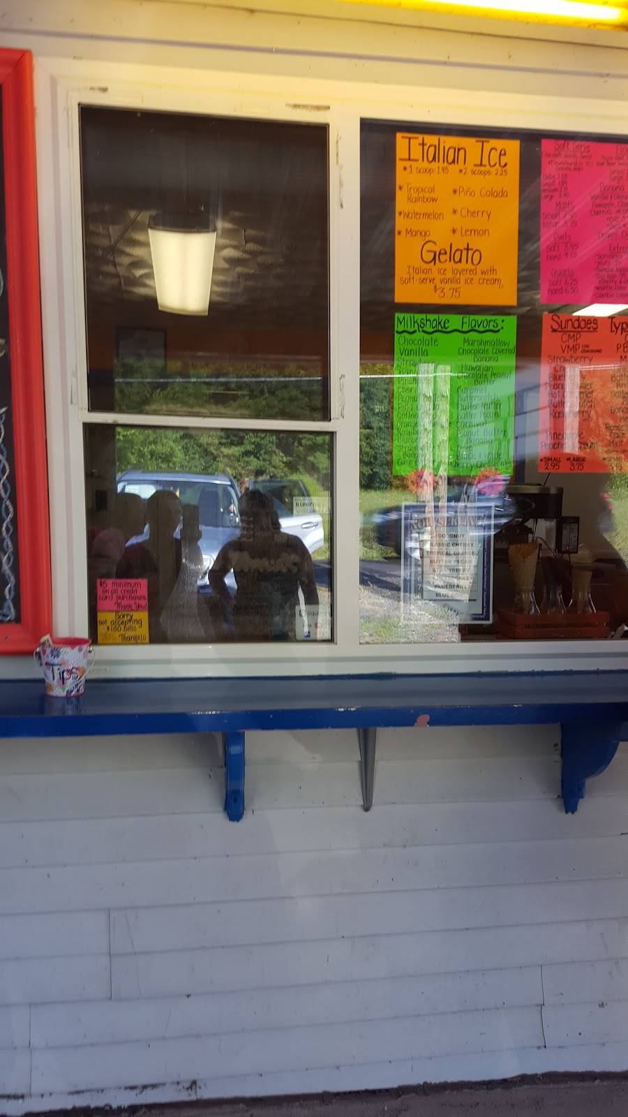 Ninos Pizza & Ice Cream | restaurant | 162 PA-239, Shickshinny, PA 18655, USA | 5705424264 OR +1 570-542-4264