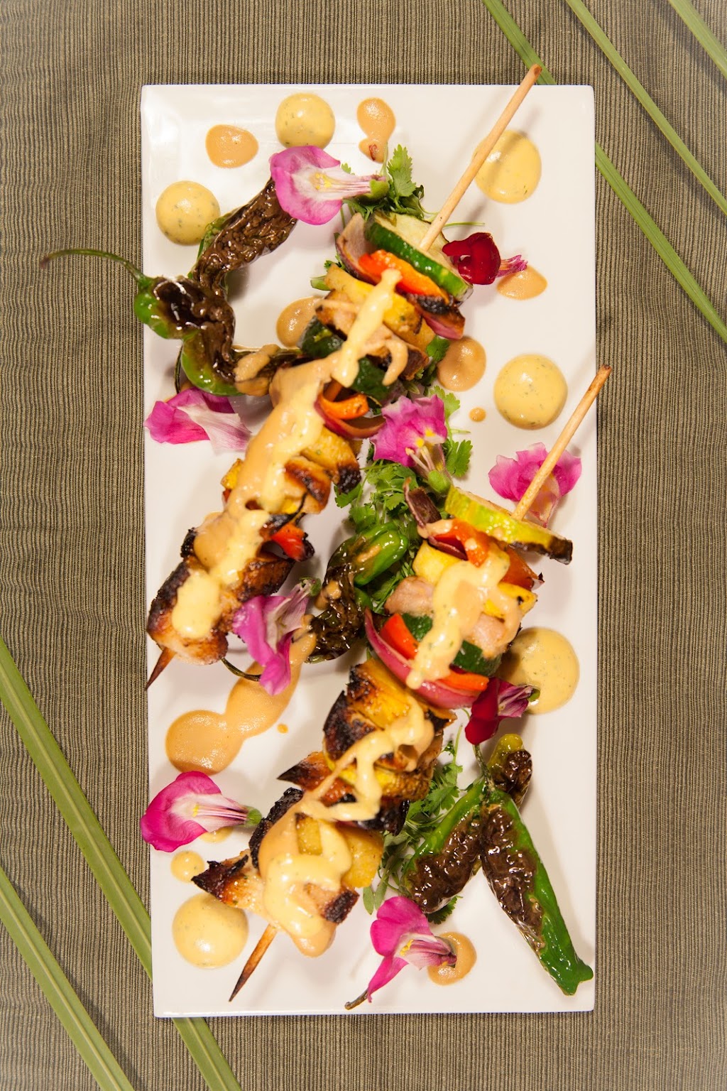 The Cellar | restaurant | 48688 Victoria Ln, Oakhurst, CA 93644, USA | 5596836860 OR +1 559-683-6860