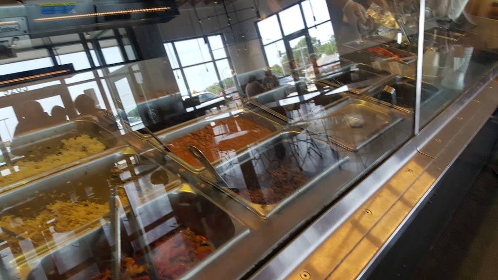 Chipotle Mexican Grill | restaurant | 9205 E State Rte 350, Raytown, MO 64133, USA | 8167430284 OR +1 816-743-0284