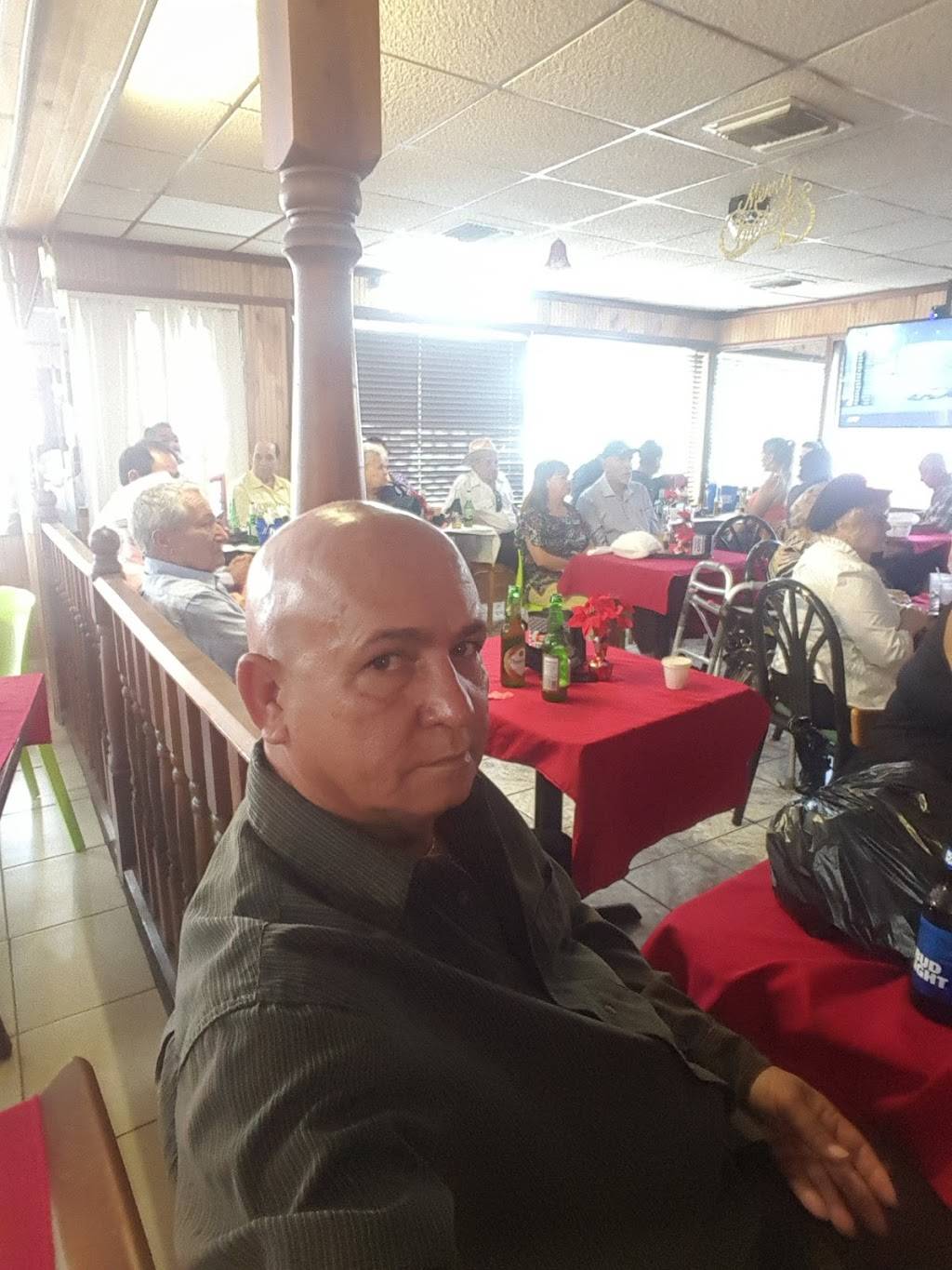 Yanys restaurant cafeteria | restaurant | 8248 W 8th Ave, Hialeah, FL 33014, USA | 7863605517 OR +1 786-360-5517