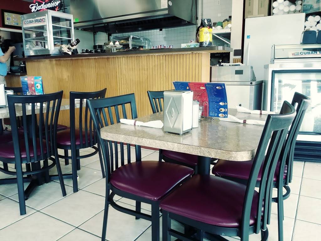 Reys Cuban Cafe | restaurant | 7800 S US Hwy 17 92 #194, Casselberry, FL 32730, USA | 4072602434 OR +1 407-260-2434