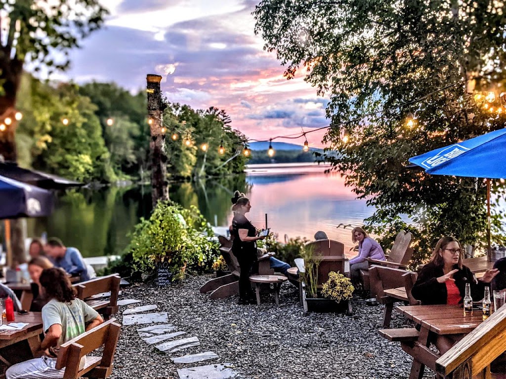 The Lakeshore House - Lodge & Pub | restaurant | 9 Tenney Hill Rd, Monson, ME 04464, USA | 2079977069 OR +1 207-997-7069