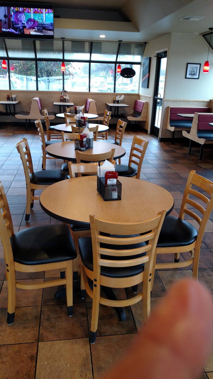 Dairy Queen Grill & Chill | restaurant | 2508 Oakdale Rd, Modesto, CA 95355, USA | 2095516428 OR +1 209-551-6428