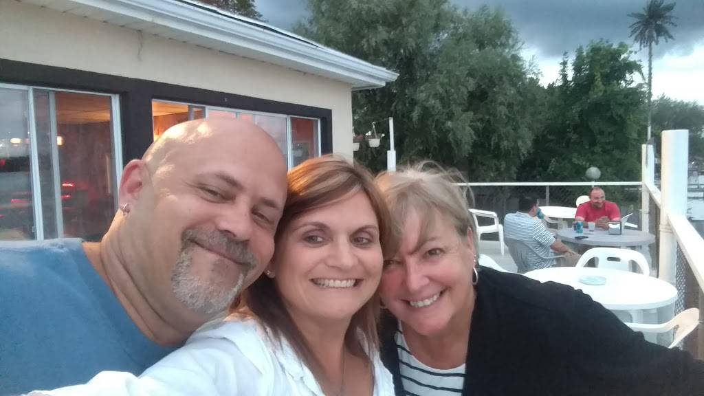 Turners Port of Call | restaurant | 997 E River Rd, Grand Island, NY 14072, USA | 7167731114 OR +1 716-773-1114