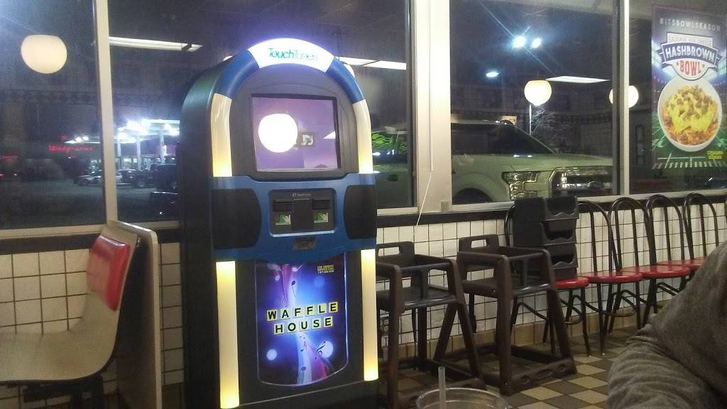 Waffle House | meal takeaway | 12020 Standiford Plaza Dr, Louisville, KY 40229, USA | 5029682409 OR +1 502-968-2409