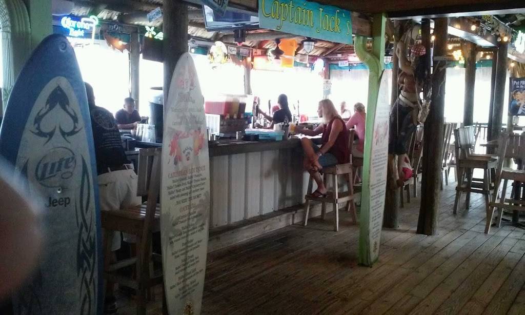 Captain Jacks Waterfront Bar and Grille | restaurant | 21 Oscar Hill Rd, Tarpon Springs, FL 34689, USA | 7279443346 OR +1 727-944-3346