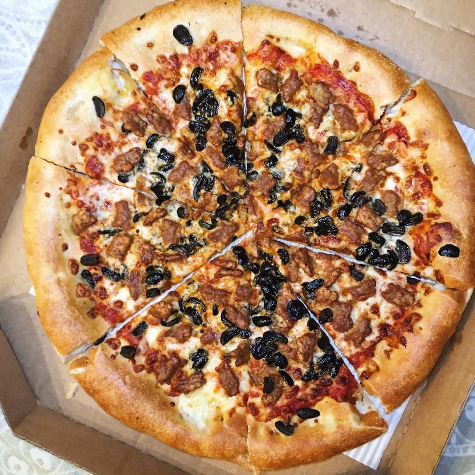 Pizza Hut | restaurant | 116 S State College Blvd, Anaheim, CA 92806, USA | 7147725555 OR +1 714-772-5555