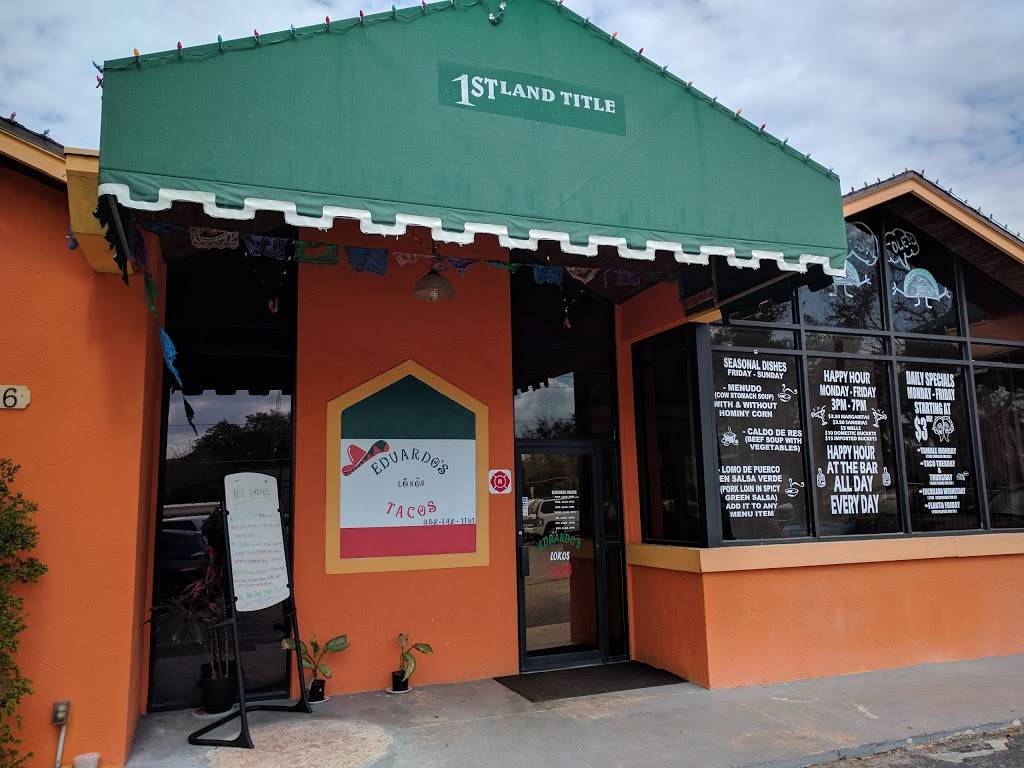 Eduardos Lokos Tacos | restaurant | 226 W Alfred St, Tavares, FL 32778, USA | 3527421181 OR +1 352-742-1181