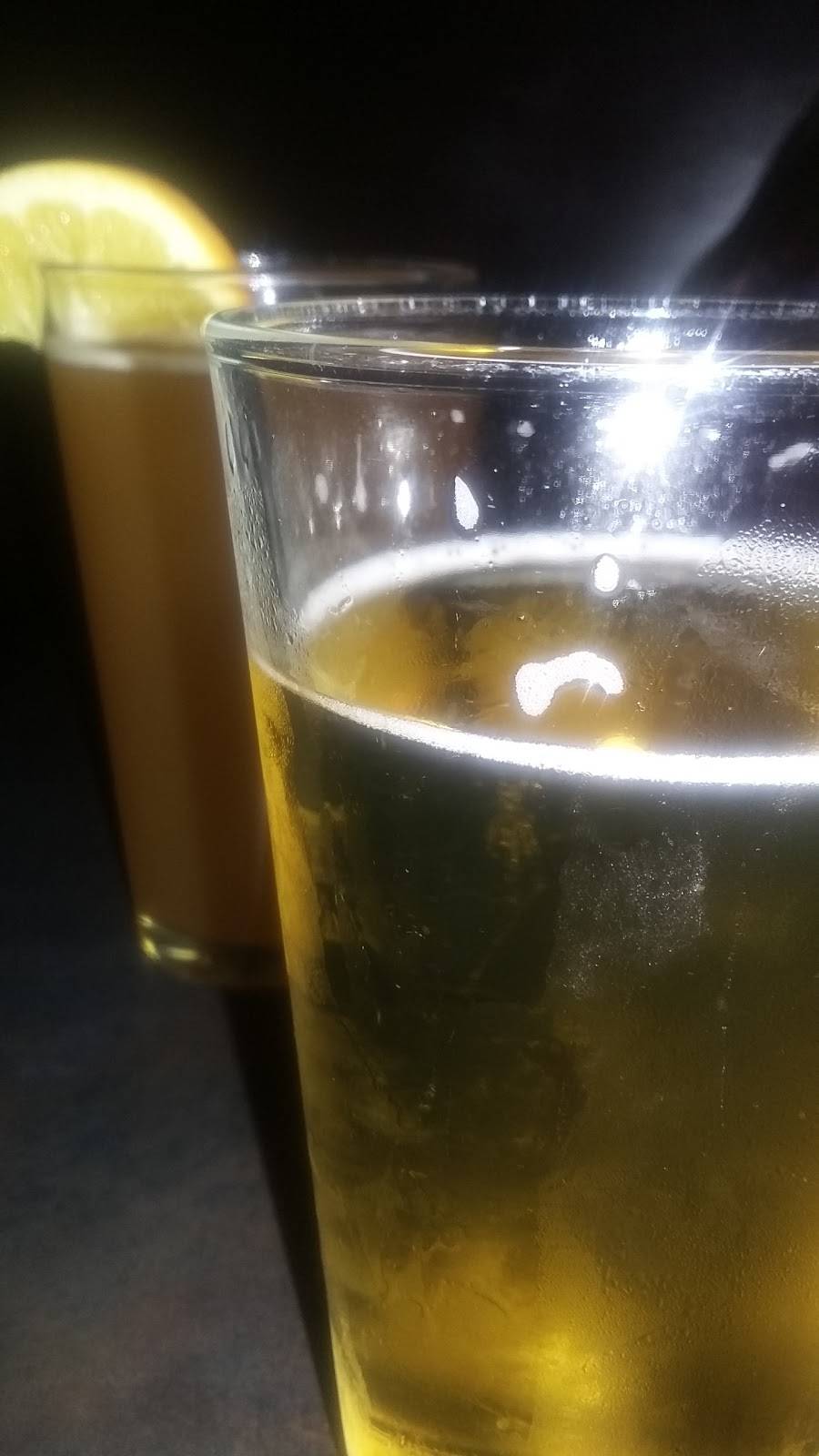 Vine Tavern & Eatery - Iowa City | restaurant | 330 E Prentiss St, Iowa City, IA 52240, USA | 3193548767 OR +1 319-354-8767