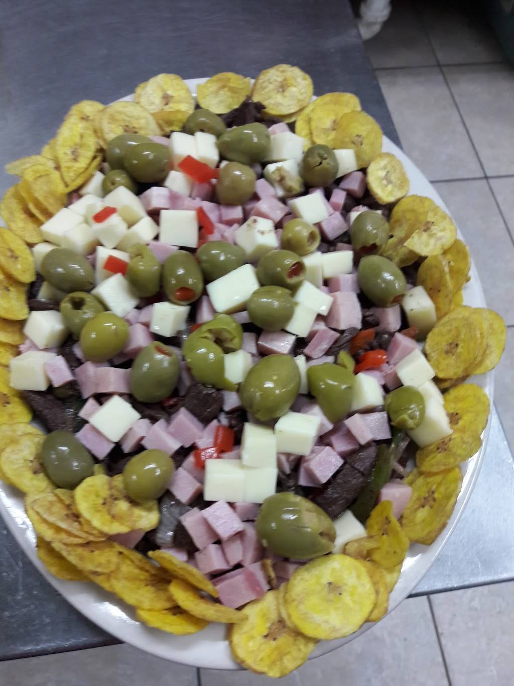 La Tinajita | restaurant | 1536 E 4th Ave, Hialeah, FL 33010, USA | 3058882323 OR +1 305-888-2323