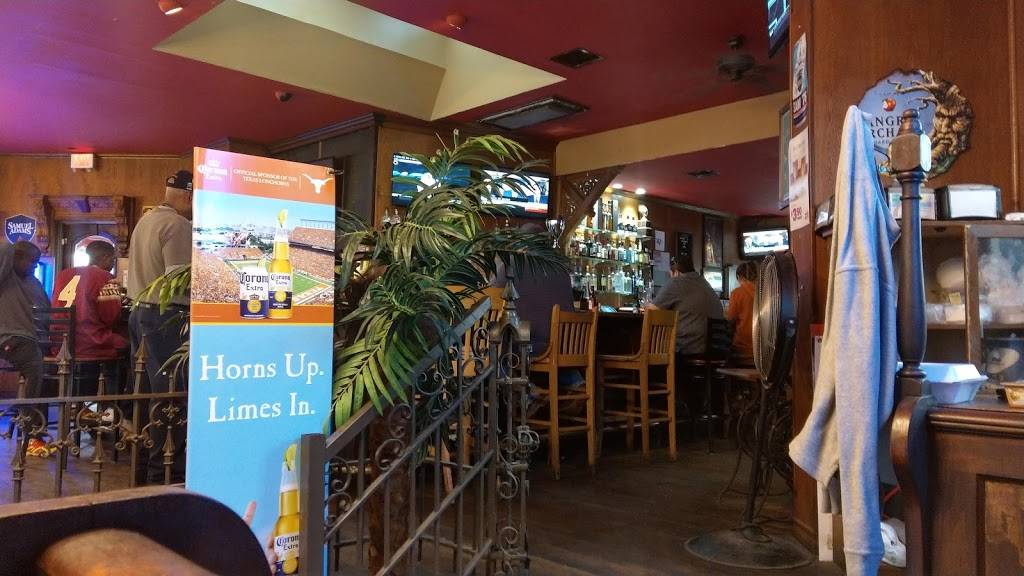 Highlander Bar and Grill | restaurant | 5562 Fredericksburg Rd, San Antonio, TX 78229, USA | 2103404577 OR +1 210-340-4577