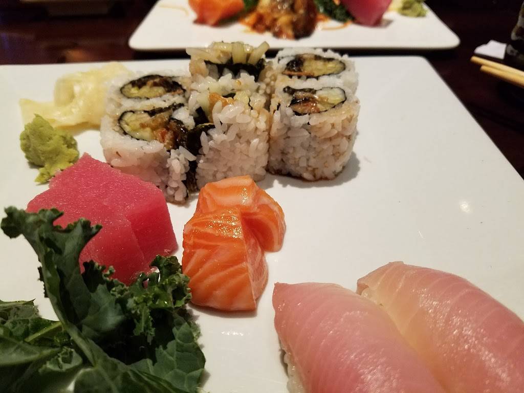 Sakura Sushi | restaurant | 2029 Lynnhaven Pkwy, Virginia Beach, VA 23456, USA | 7574163551 OR +1 757-416-3551