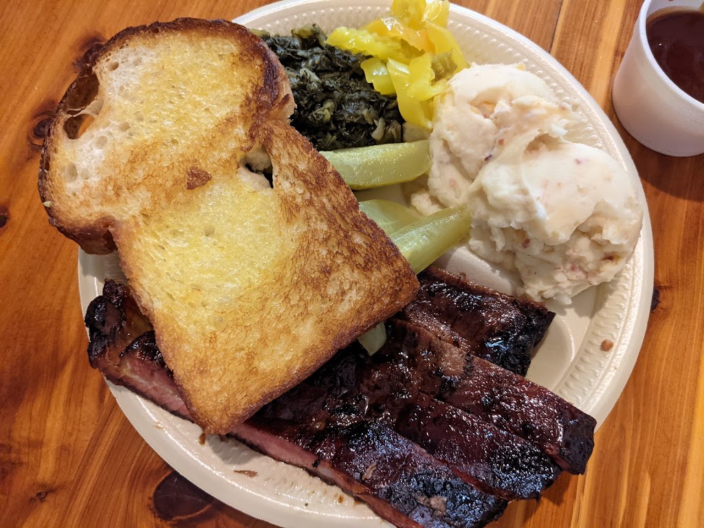 Danken Trail B-B-Q | restaurant | 7712 Desiard Street, Monroe, LA 71203, USA | 3183430773 OR +1 318-343-0773